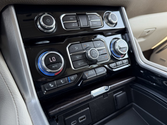 2023 Gmc Yukon Denali photo 21