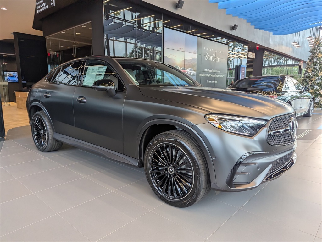 2026 Mercedes-Benz GLC Coupe GLC 300's photo