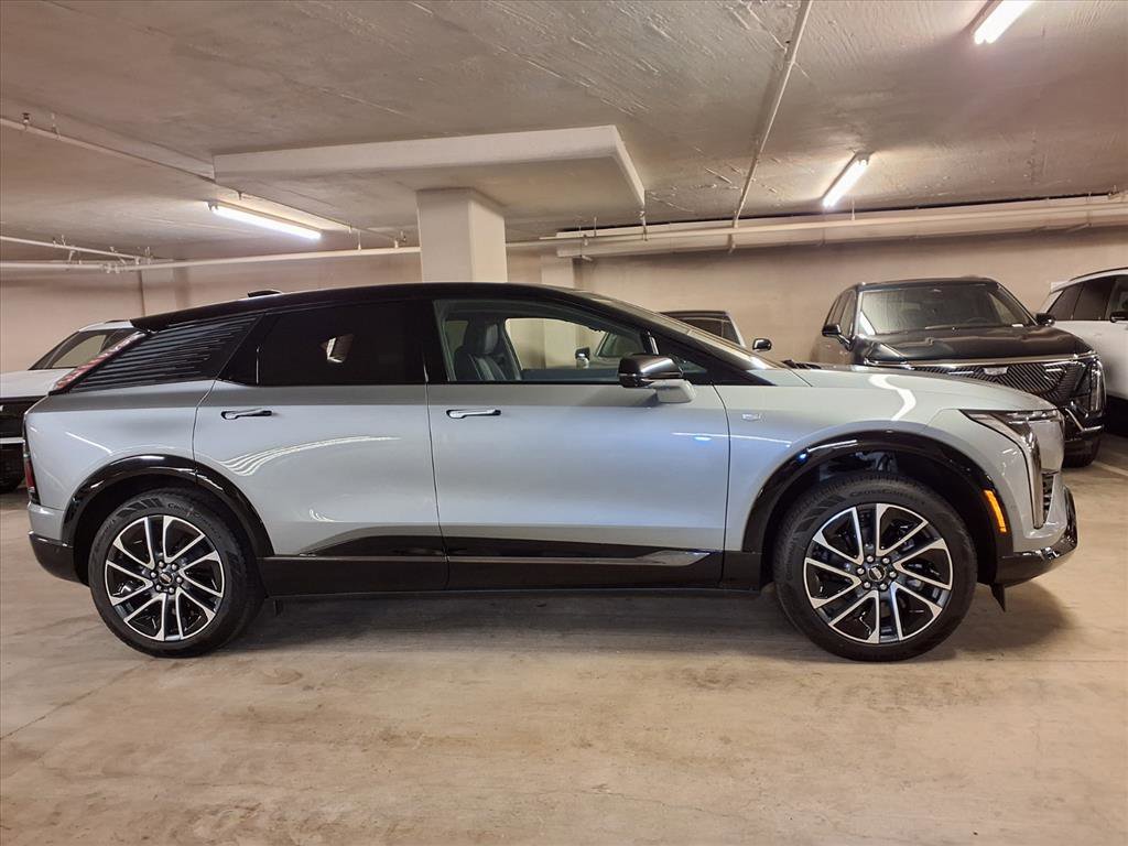 2026 Cadillac Optiq Sport photo 4