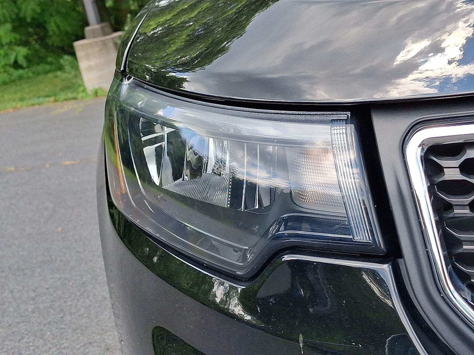 2023 Jeep Compass Latitude Lux photo 7
