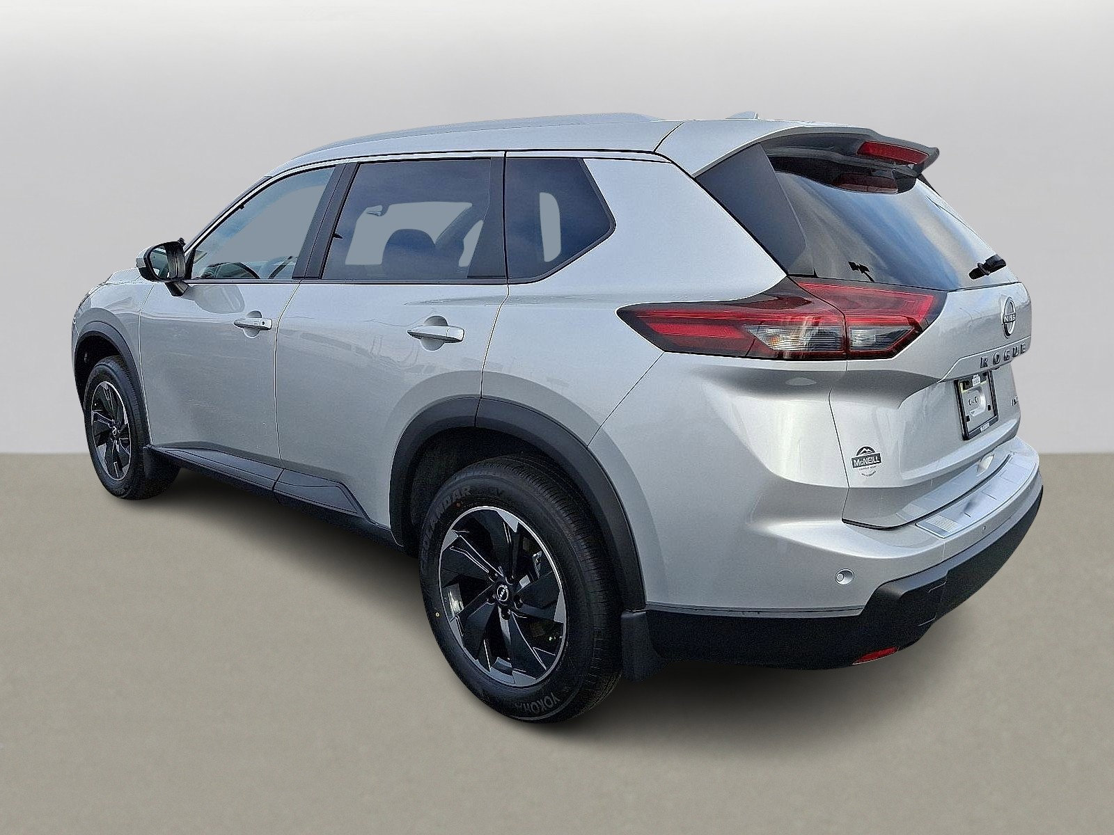 2025 Nissan Rogue SV photo 3