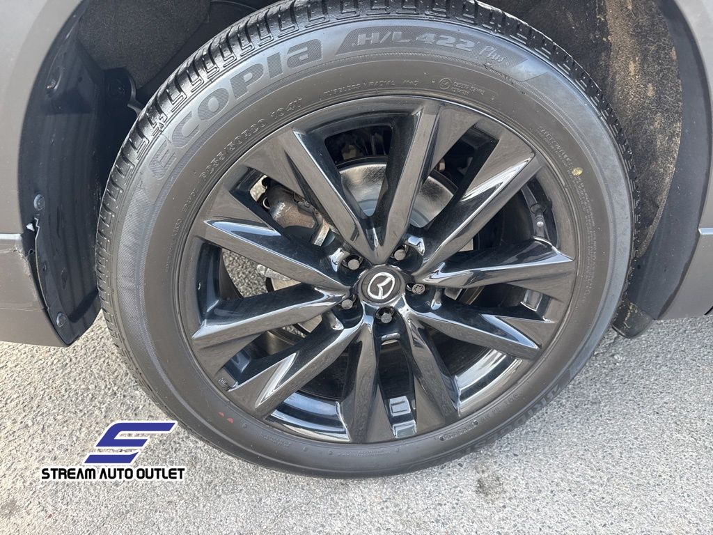 2023 Mazda CX-9 Touring photo 12