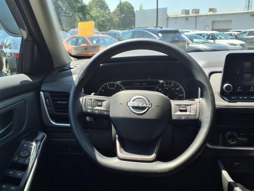 2025 Nissan Rogue S AWD photo 9