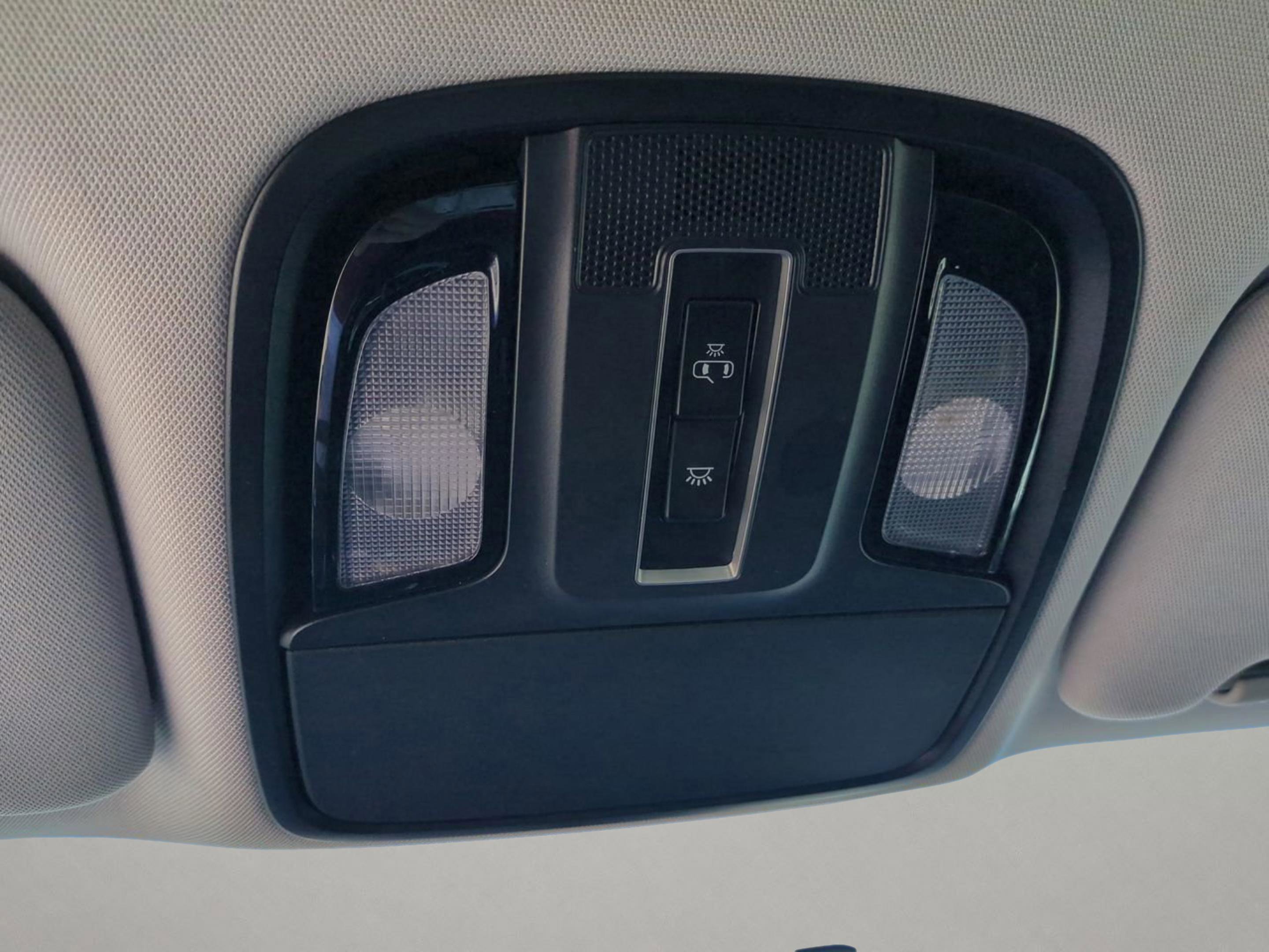 2020 Kia Sorento LX photo 20