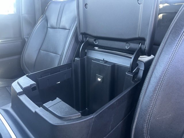 2022 Chevrolet Silverado 3500HD High Country photo 37