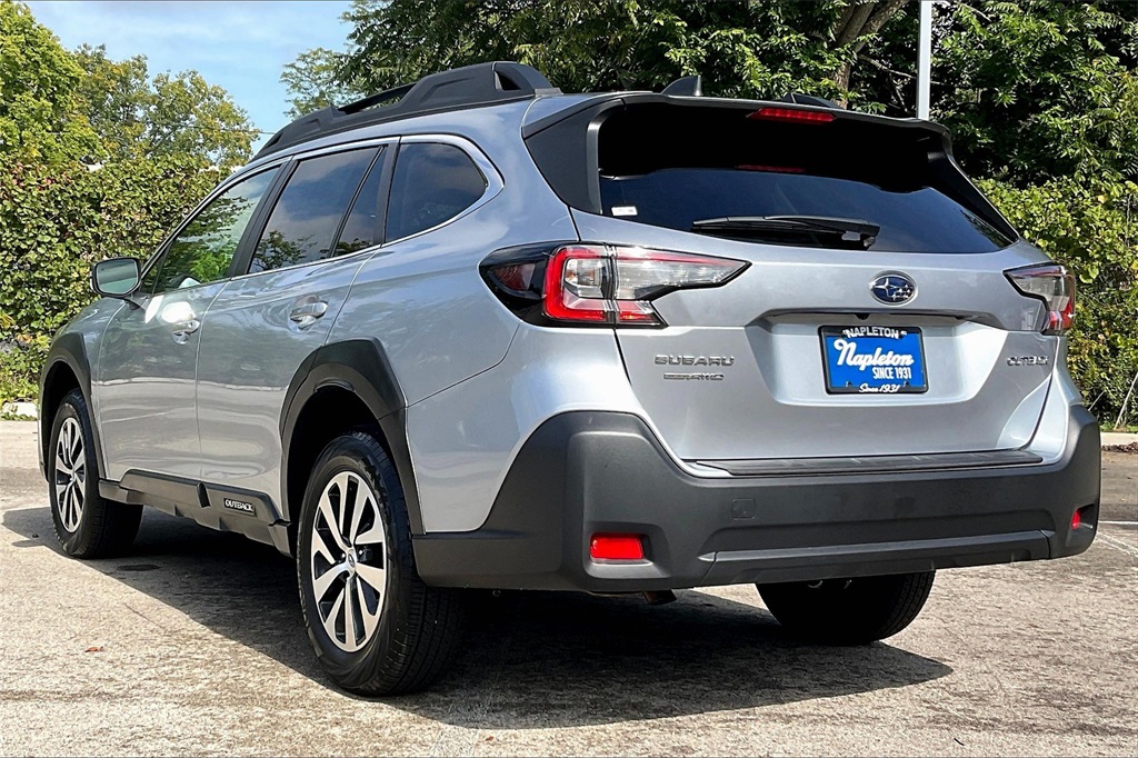 2023 Subaru Outback Premium photo 8