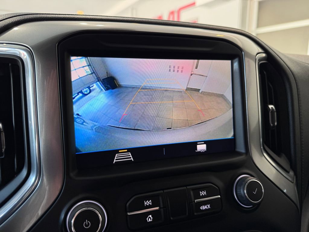 2022 Chevrolet Silverado 1500 LT photo 17