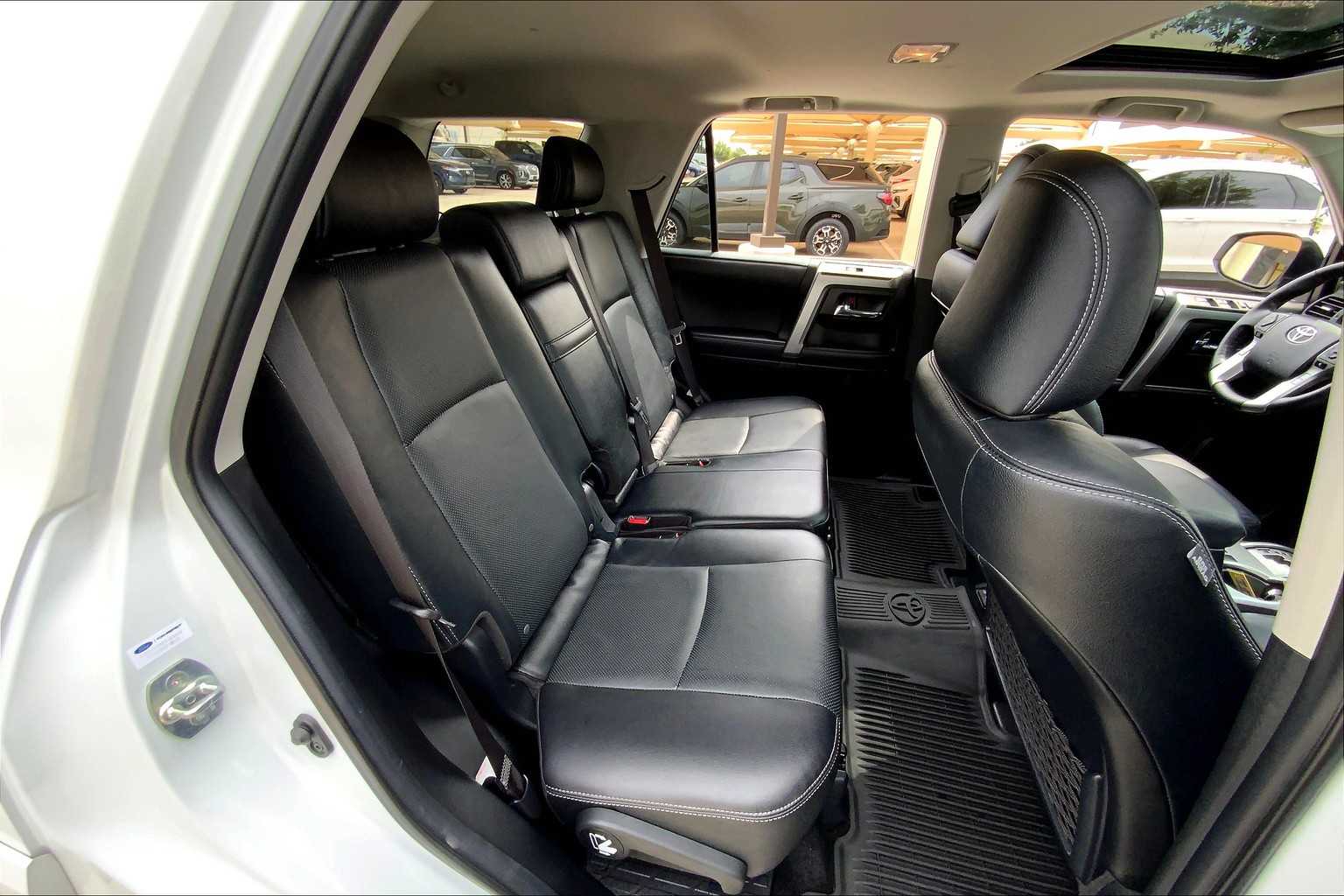 2024 Toyota 4Runner Limited photo 19