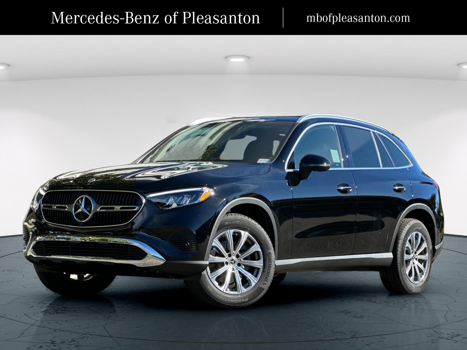 2026 Mercedes Benz GLC 300 4MATIC photo 2
