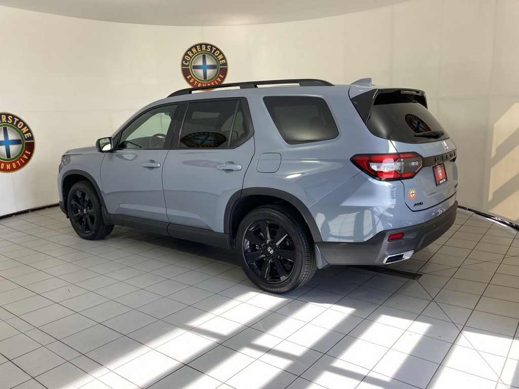 2025 Honda Pilot Black Edition photo 11