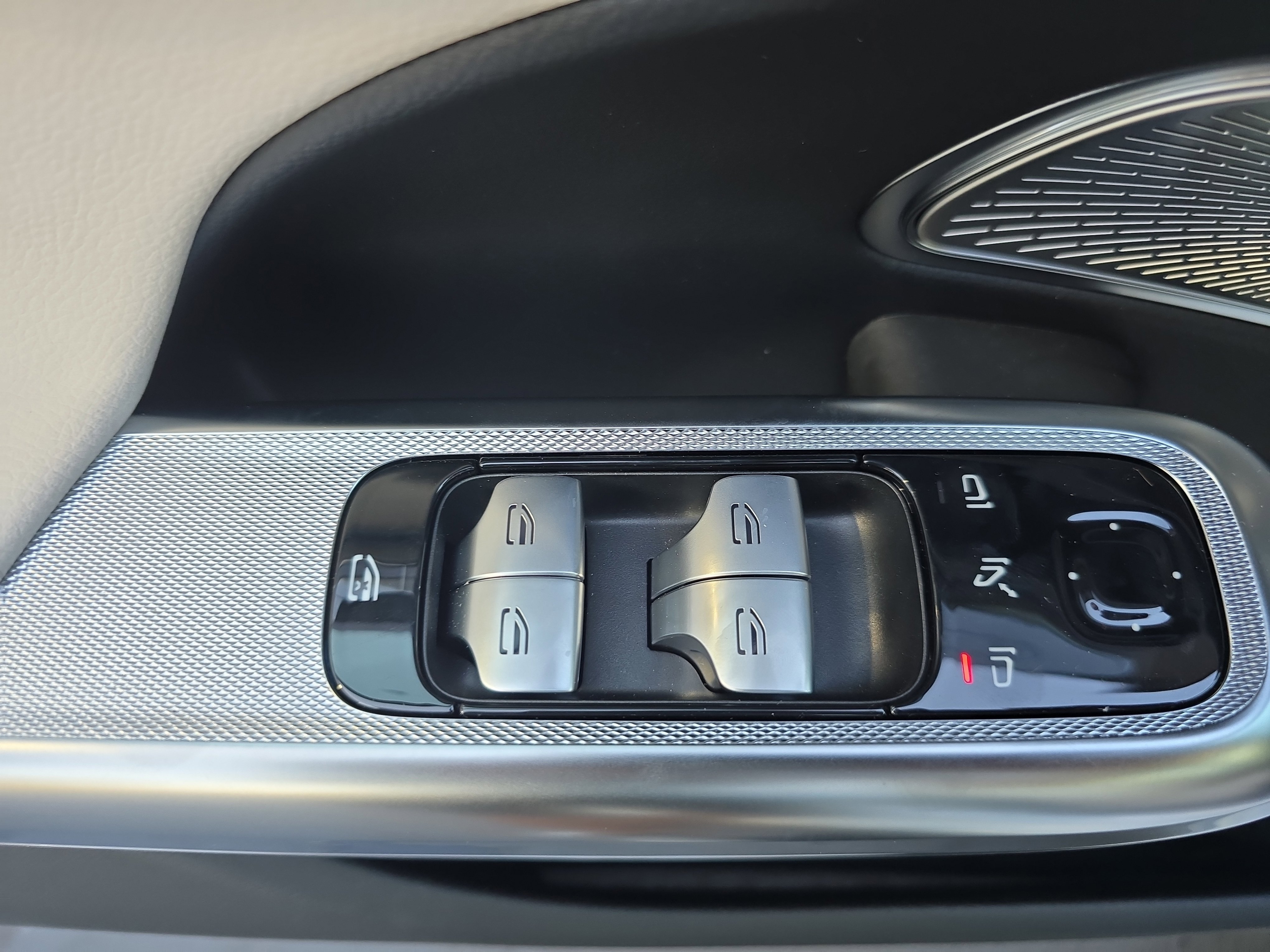 2026 Mercedes Benz E 350 photo 11