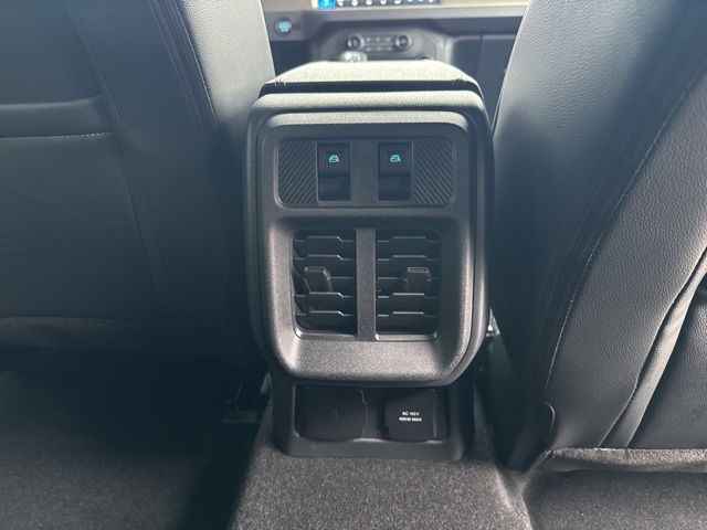 2025 Ford Bronco Outer Banks photo 3