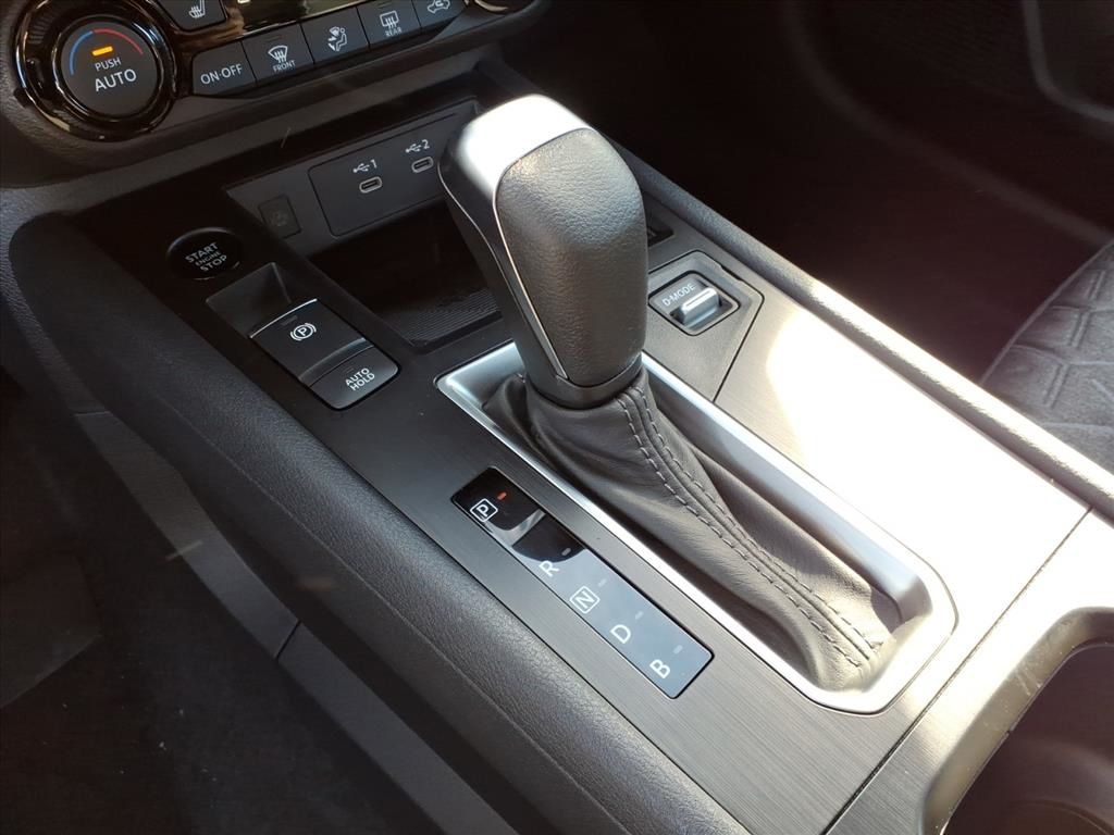 2026 Nissan Kicks SV photo 4