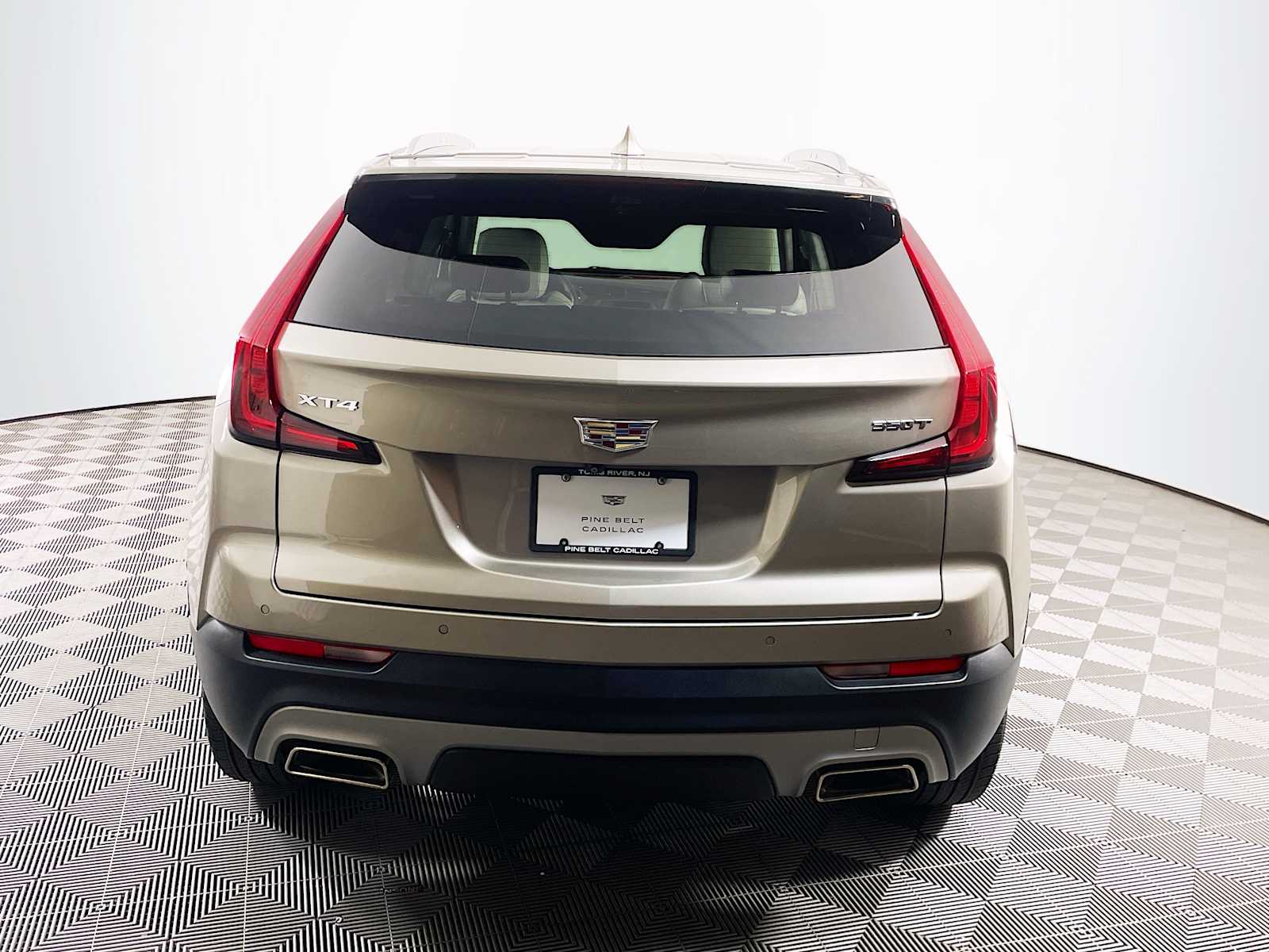2022 Cadillac XT4 Premium Luxury photo 5