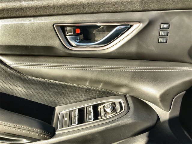 2024 Subaru Ascent Limited photo 4