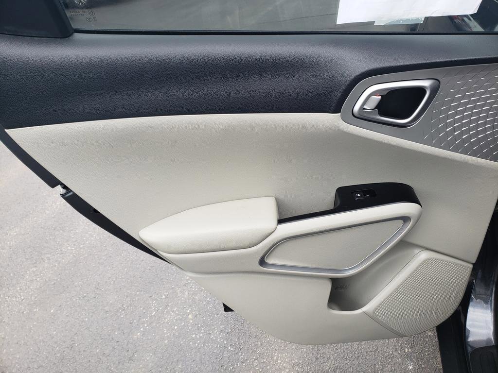 2020 Kia Soul LX S X-Line photo 15