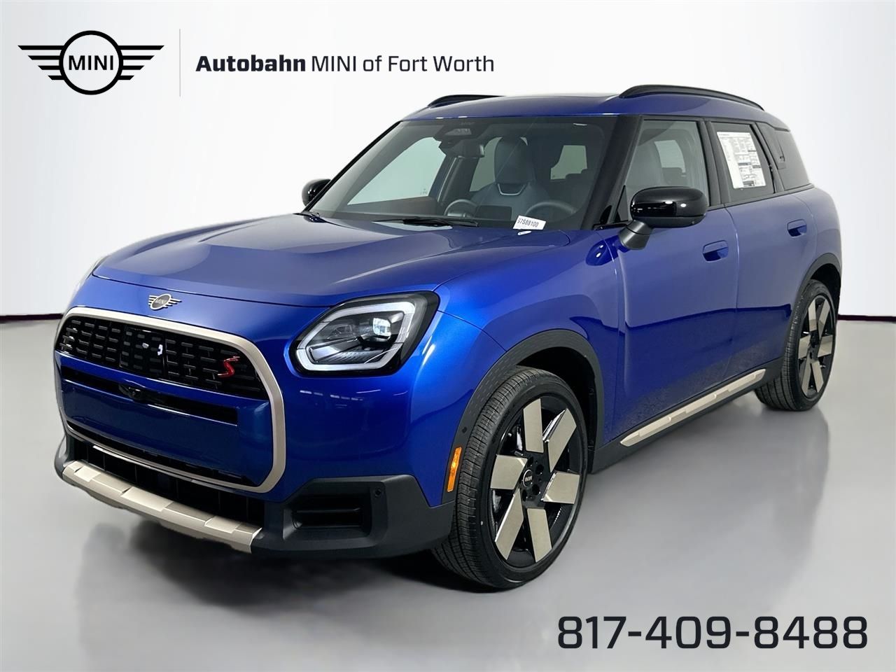 2025 MINI Countryman S's photo
