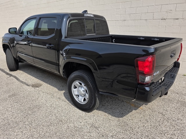 2022 Toyota Tacoma SR 4x4 Double Cab photo 3