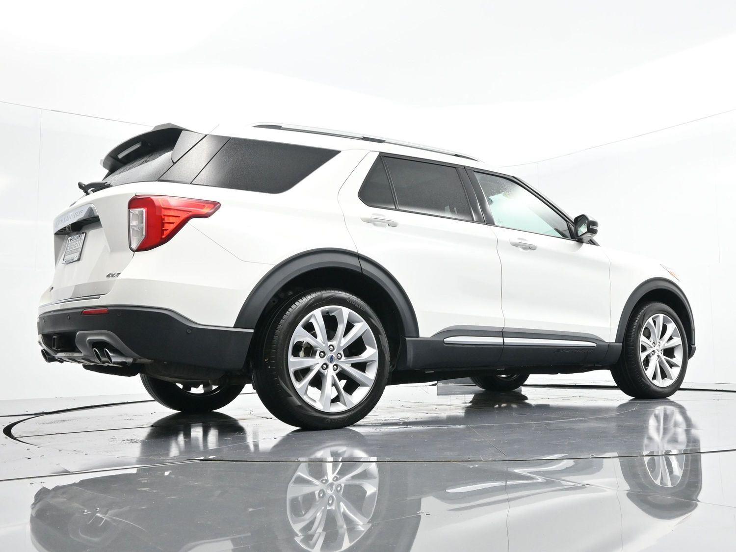 2022 Ford Explorer Platinum photo 50