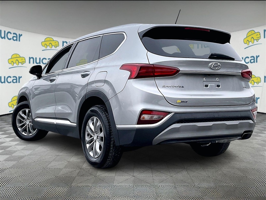 Image of Pre-Owned 2020 Hyundai Santa Fe SE