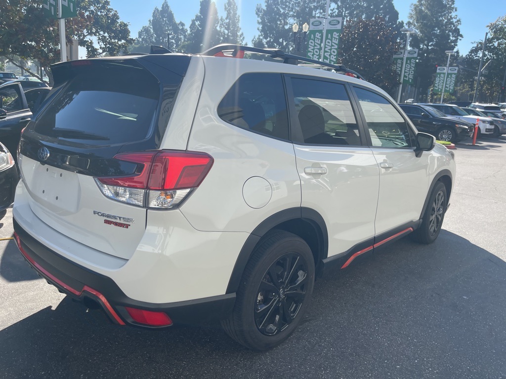2024 Subaru Forester Sport Base photo 2
