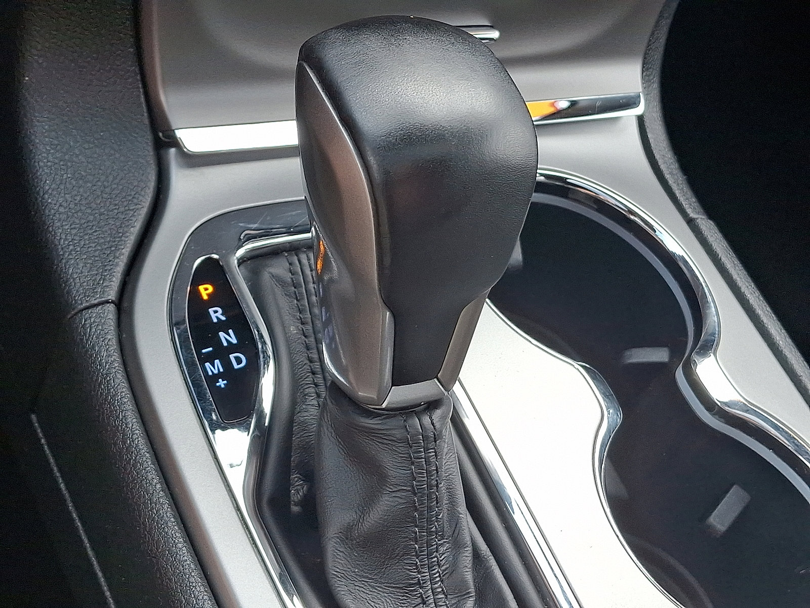 2020 Jeep Grand Cherokee Altitude photo 12