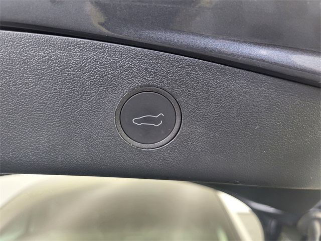 2023 Tesla Model 3 Long Range photo 19