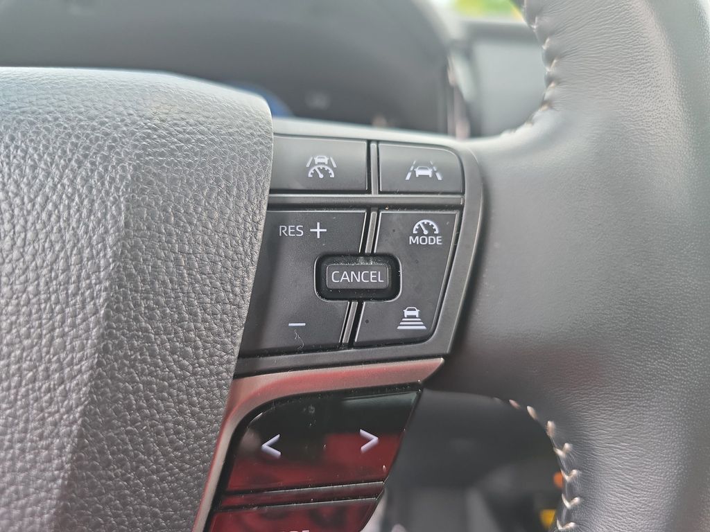 2025 Toyota Camry SE photo 18