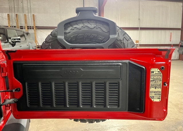 2022 Jeep Wrangler Unlimited Rubicon 392 photo 4