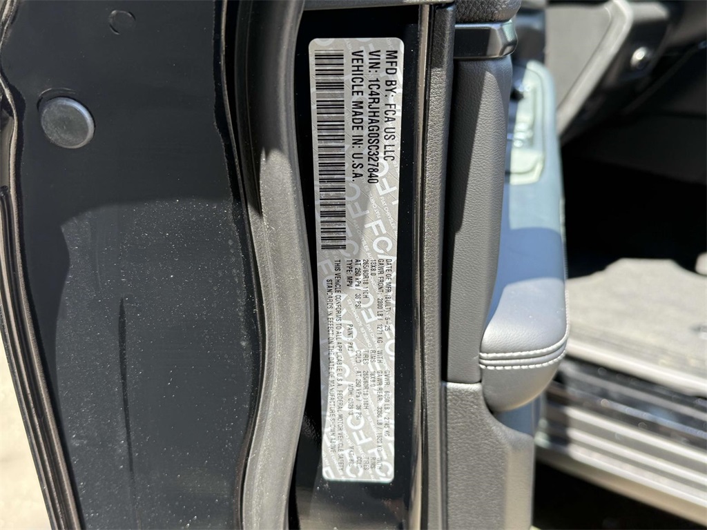2025 Jeep Grand Cherokee Laredo X photo 28