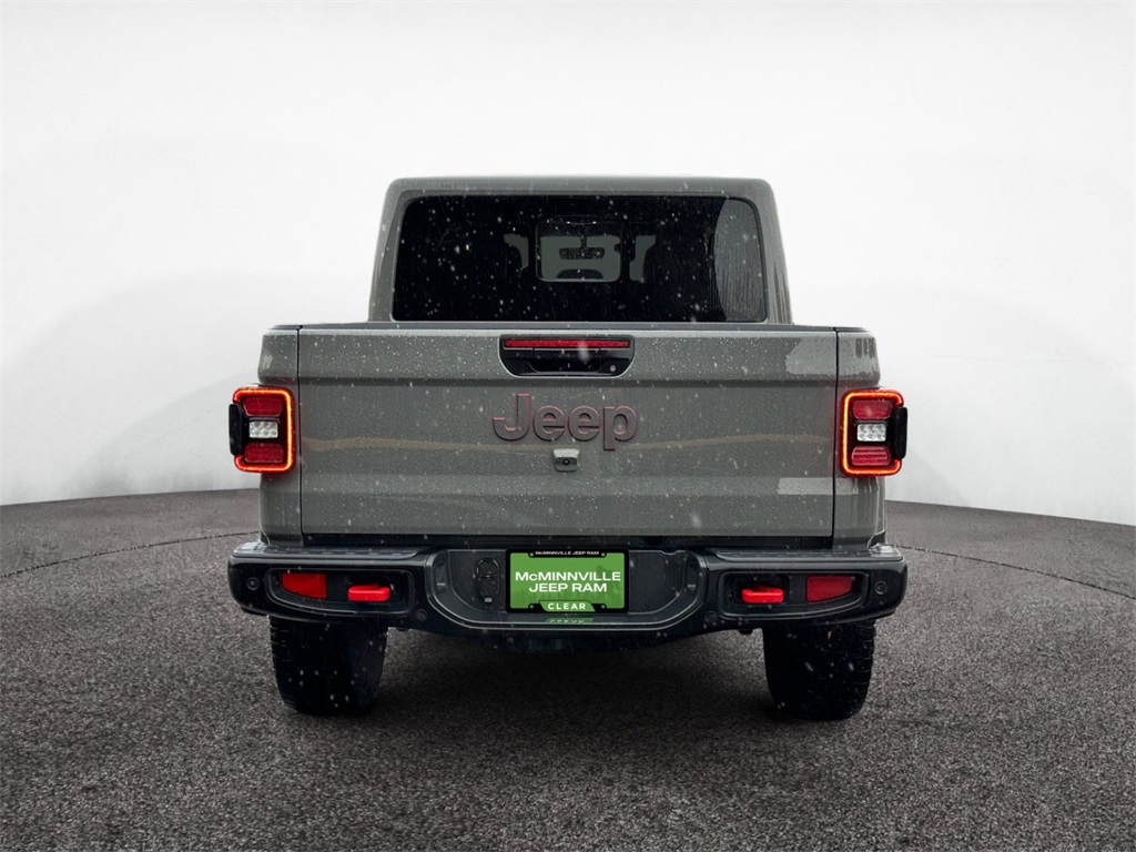 2021 Jeep Gladiator Rubicon photo 3