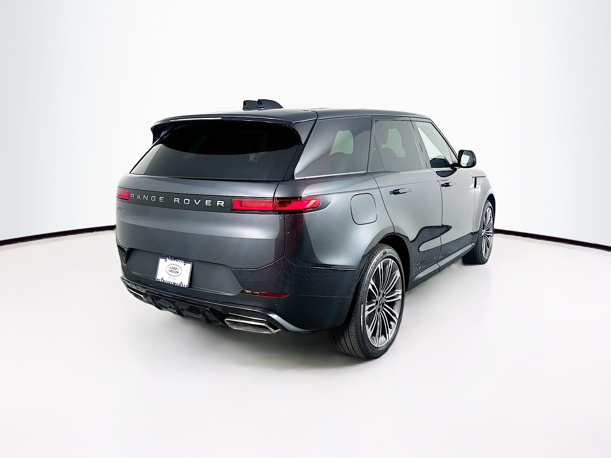 2025 Land Rover Range Rover Sport SE photo 2