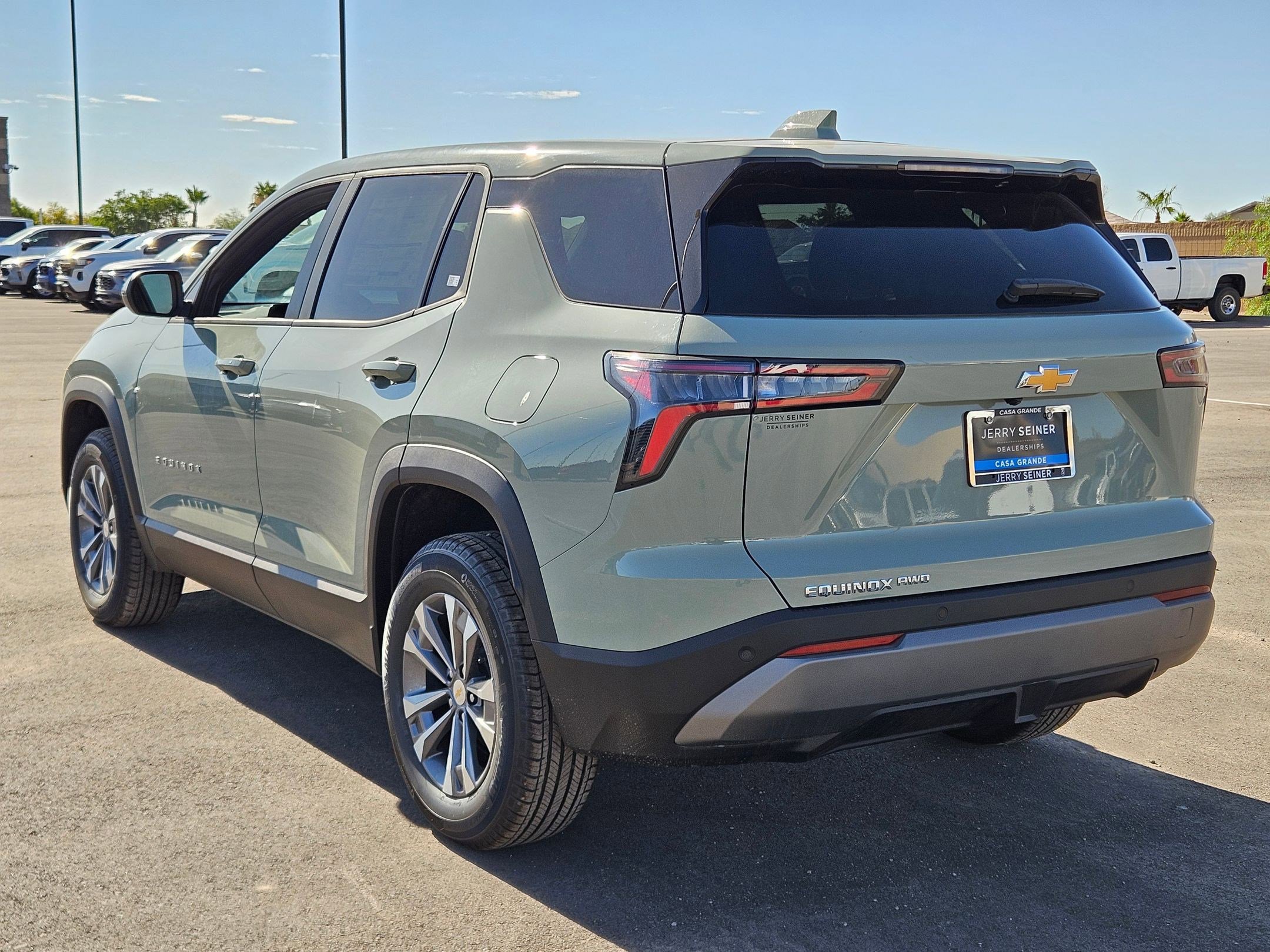 2026 Chevrolet Equinox LT photo 3