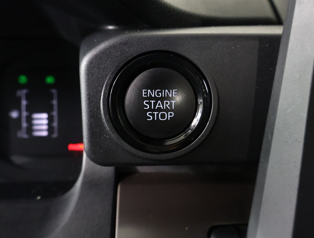 2024 Toyota Tacoma SR5 photo 9
