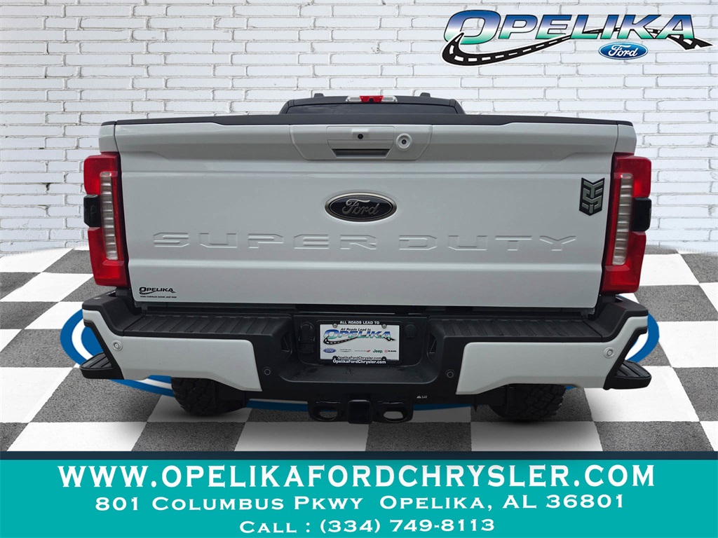 2025 Ford F-250 photo 4