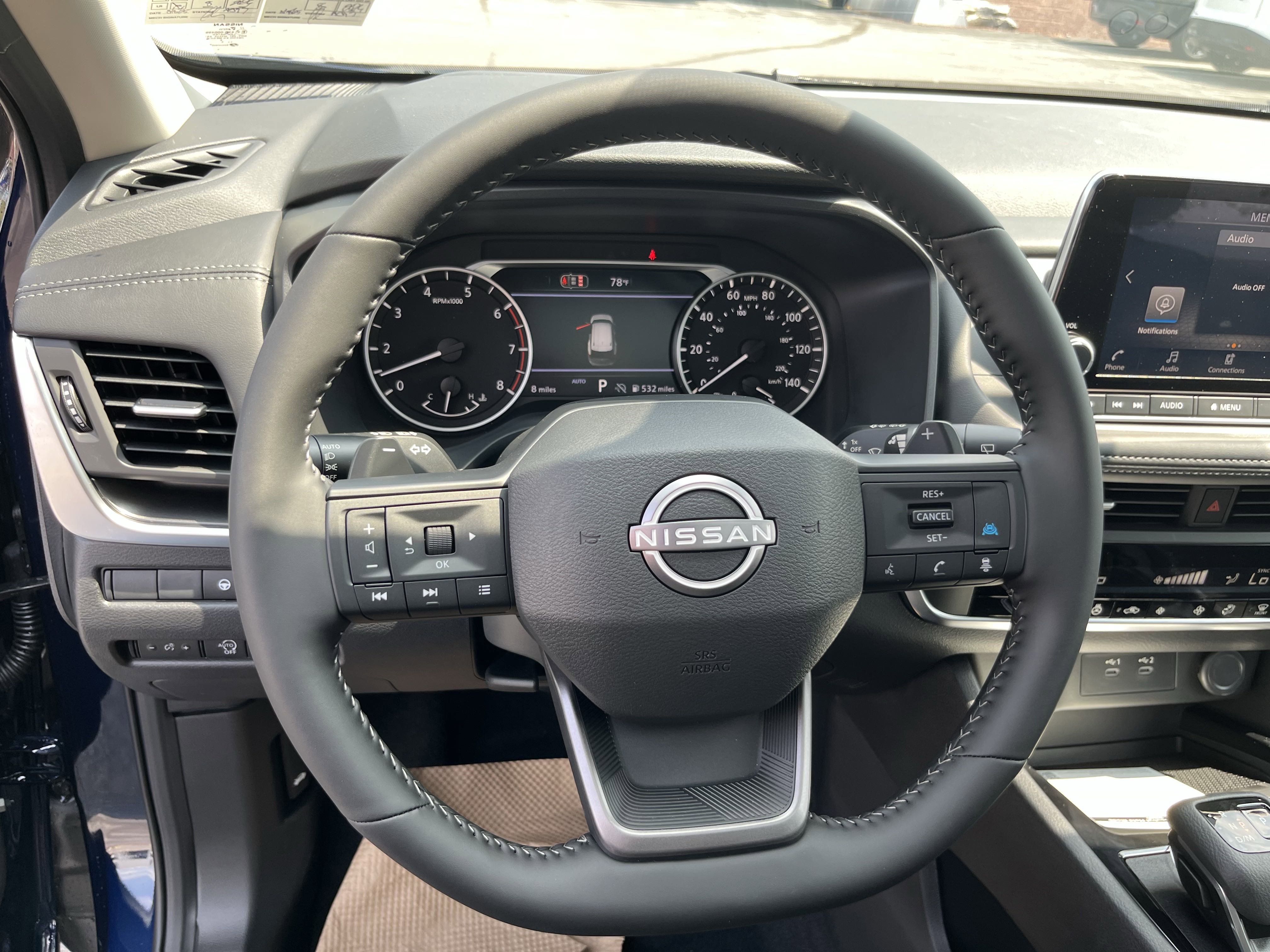 2026 Nissan Rogue SV photo 4