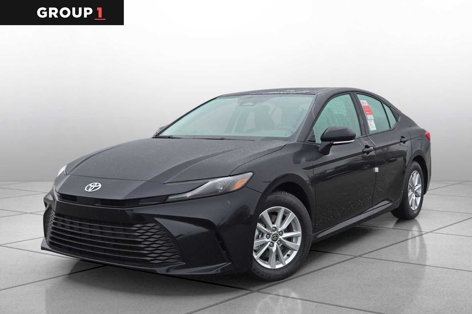 2026 Toyota Camry LE's photo