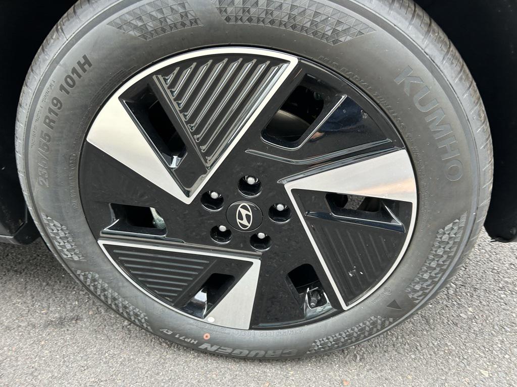 2025 Hyundai Ioniq 5 SEL photo 9