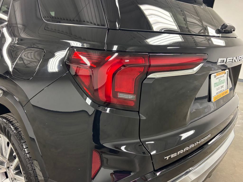 2026 Gmc Terrain Denali photo 5