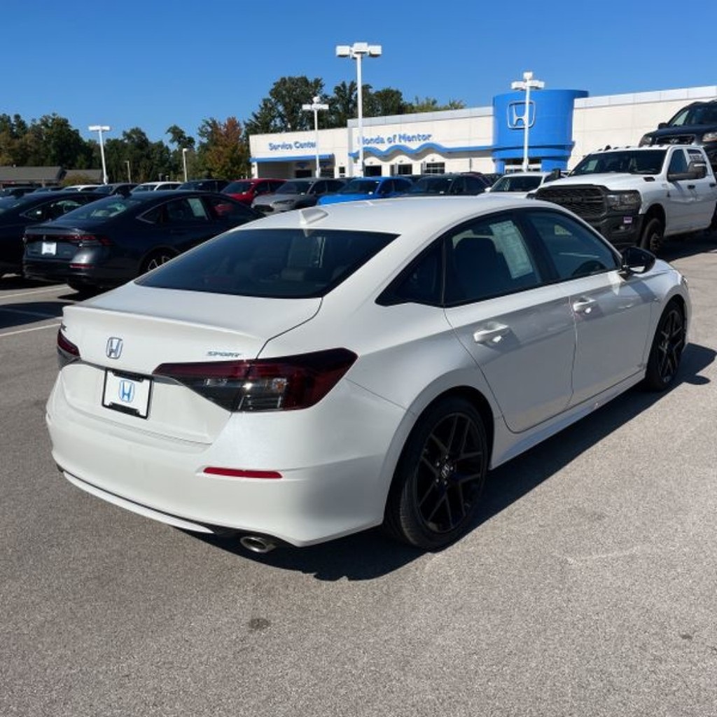 2025 Honda Civic Sport photo 8