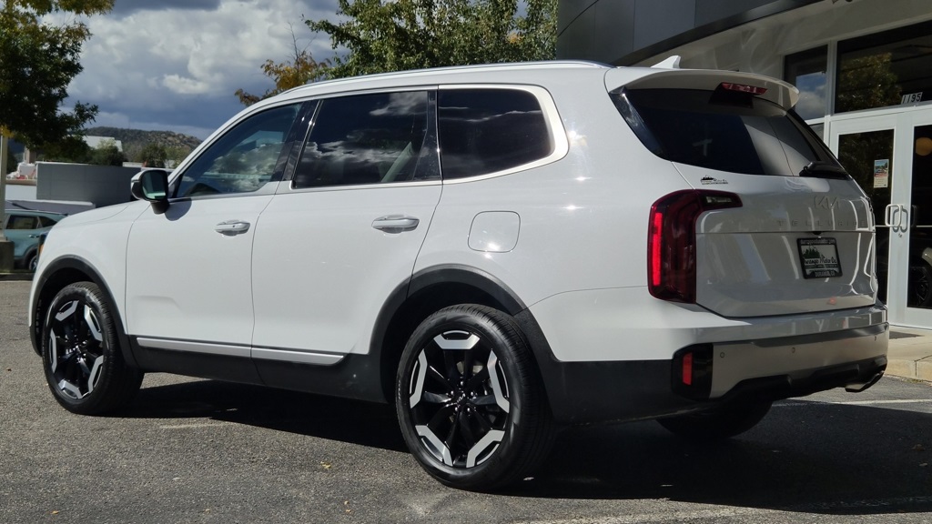 2025 Kia Telluride S photo 8