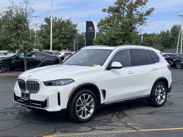 2025 Bmw X5 xDrive40i photo 2