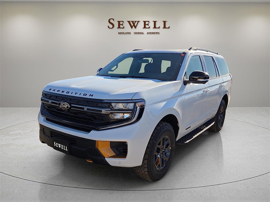2025 Ford Expedition Tremor's photo