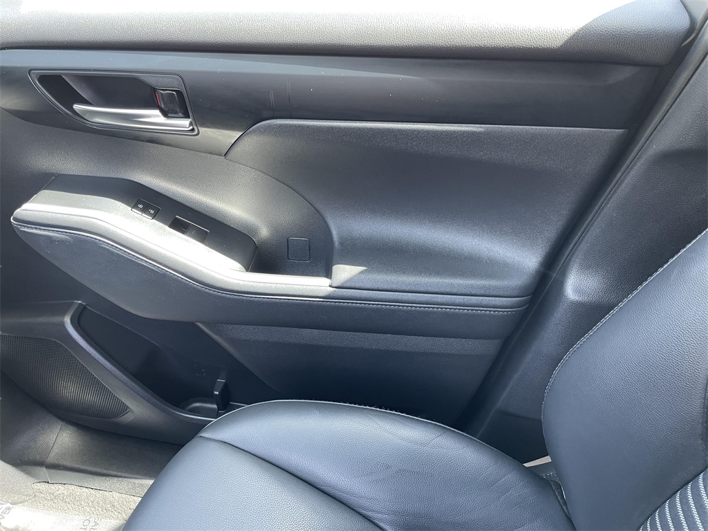 2024 Toyota Highlander XSE photo 15