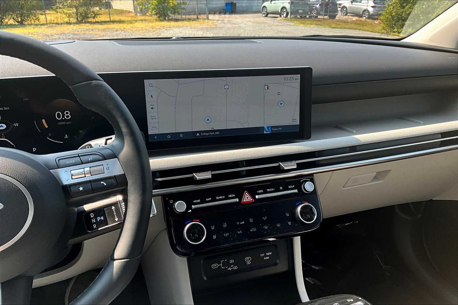 2025 Hyundai Tucson Limited photo 6