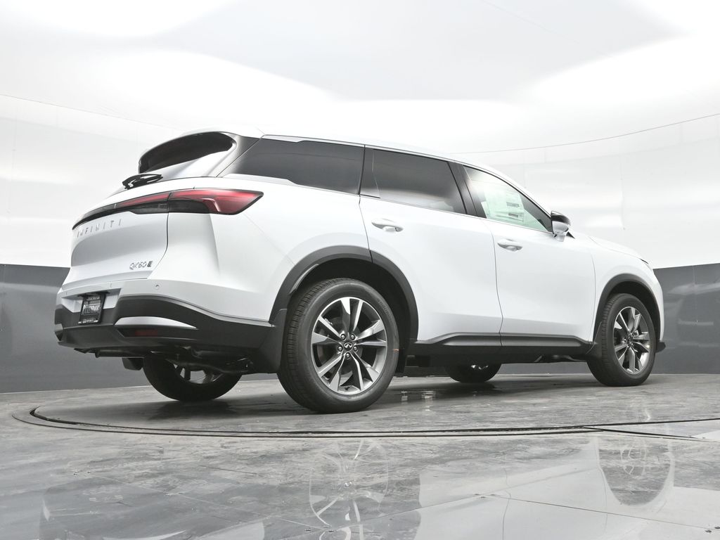 2026 Infiniti QX60 Pure photo 24