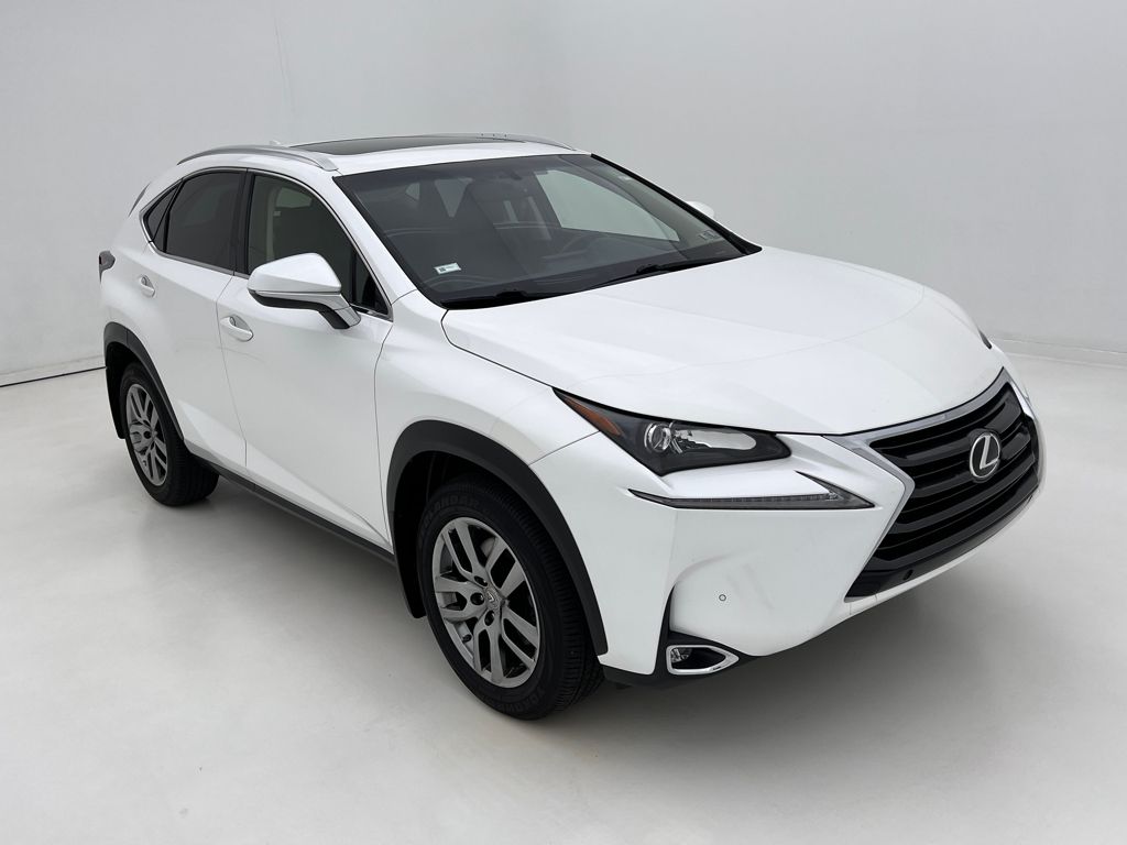 2016 Lexus NX 200t Luxury photo 3
