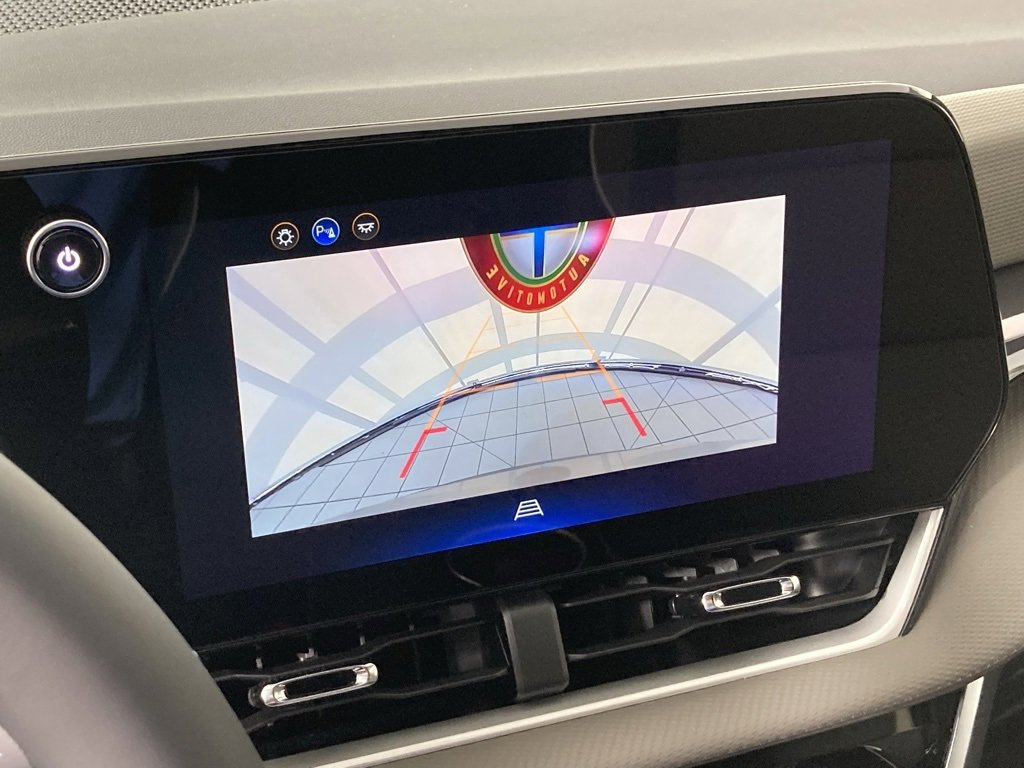 2026 Chevrolet Equinox LT photo 4
