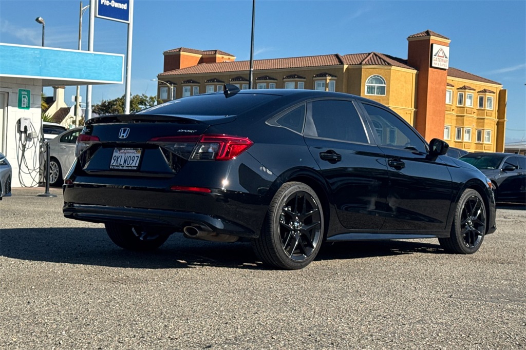 2024 Honda Civic Sport photo 3
