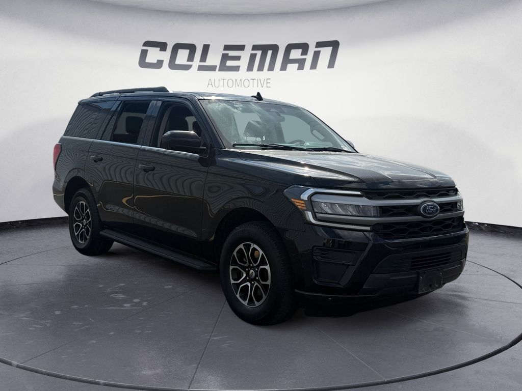 2024 Ford Expedition XLT photo 6